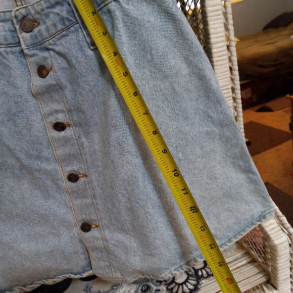 Lei jean skirt. Junior 11. - Picture 4 of 5